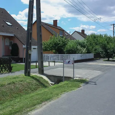 Daru Vendeghaz * Kaposvár